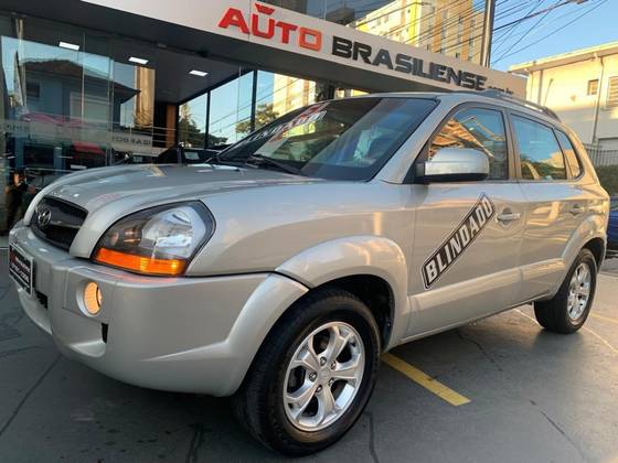 HYUNDAI TUCSON 2.0 MPFI GLS 16V 143CV 2WD FLEX 4P AUTOMÁTICO HYUNDAI TUCSON 2.0 MPFI GLS 16V 143CV 2WD FLEX 4P AUTOMÁTICO